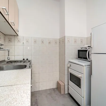 Lovely In With House Sea View Apartment *