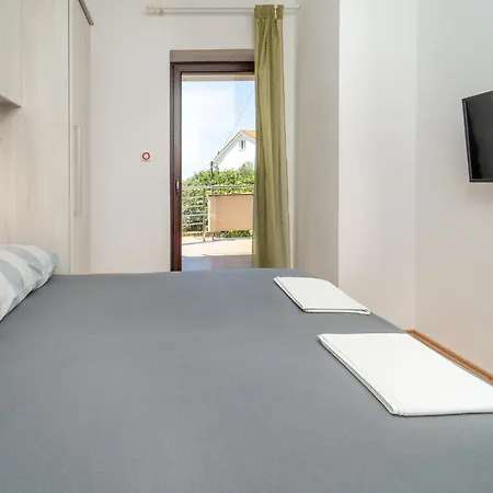 Lovely In With House Sea View Apartment Zadar